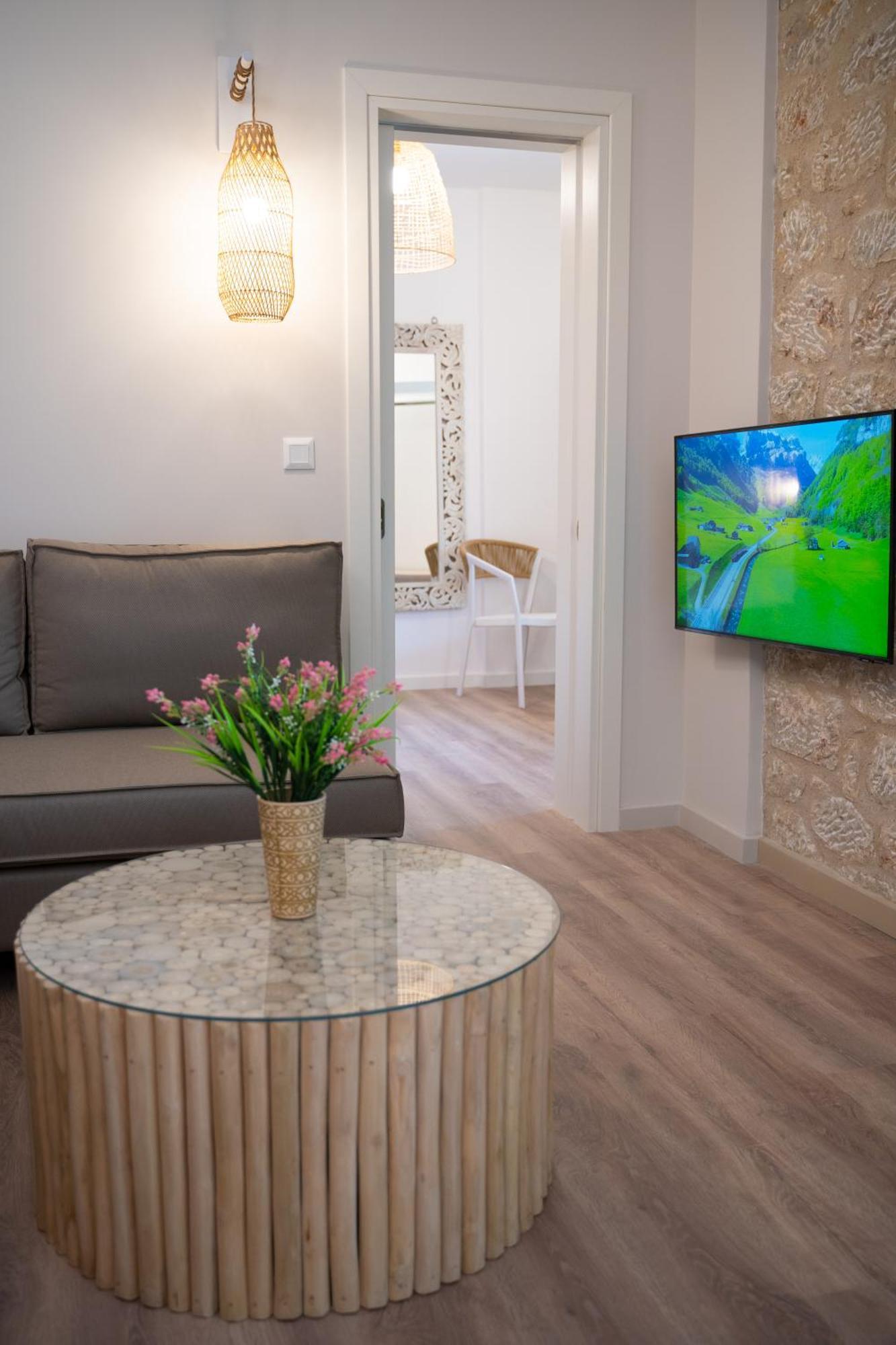 Olvio Suites Kardhamili Bagian luar foto