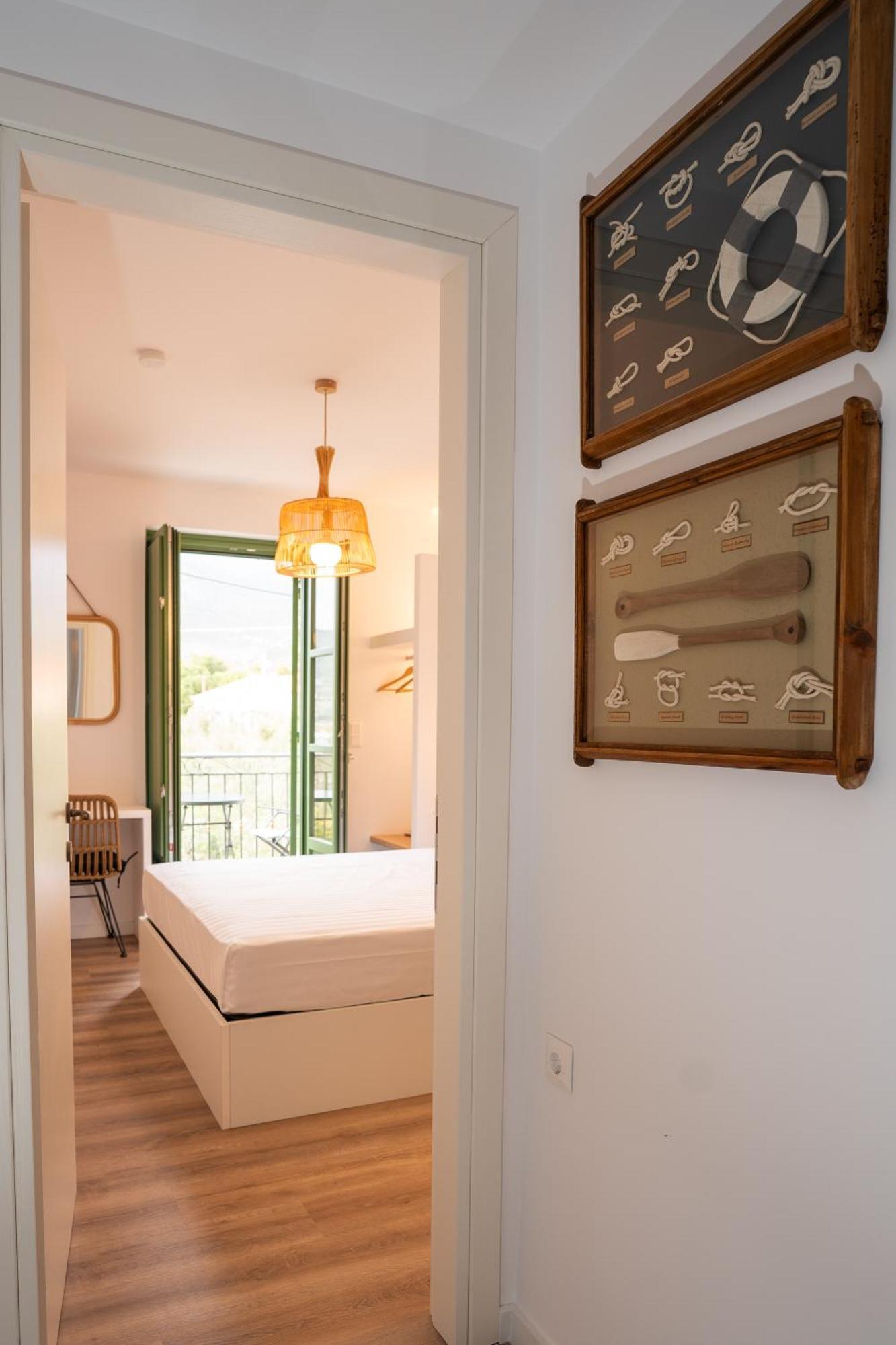 Olvio Suites Kardhamili Bagian luar foto