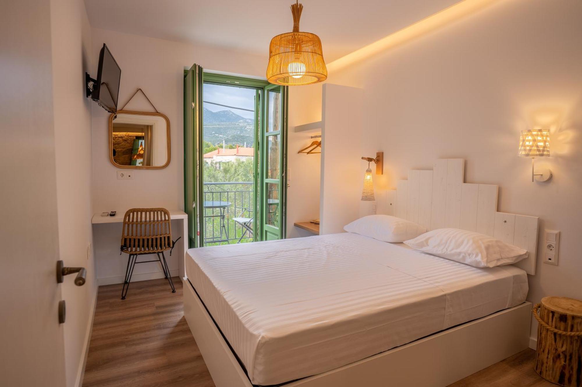Olvio Suites Kardhamili Bagian luar foto