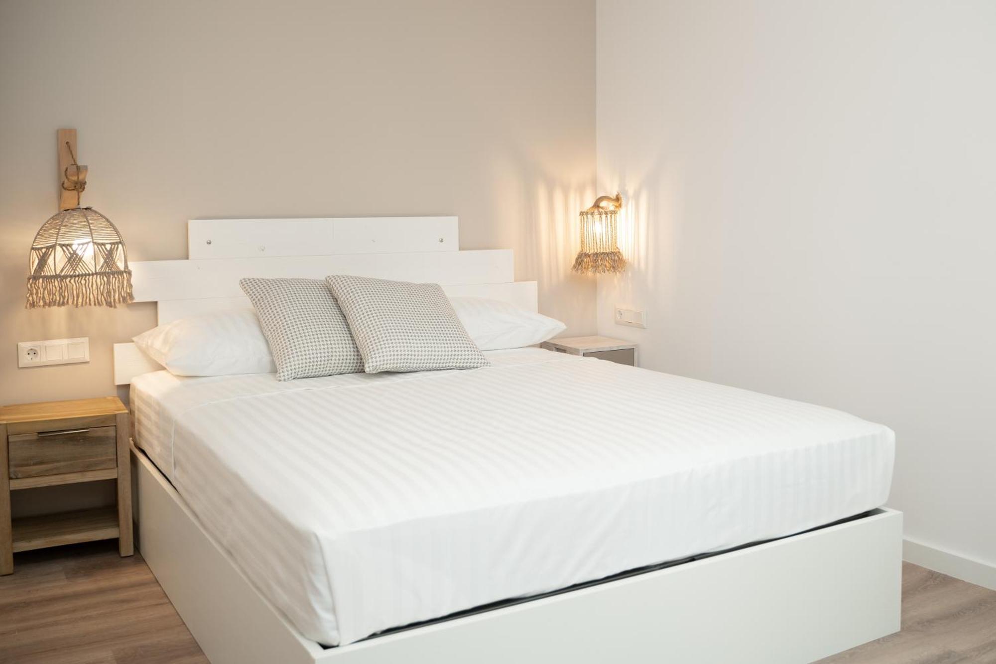 Olvio Suites Kardhamili Bagian luar foto