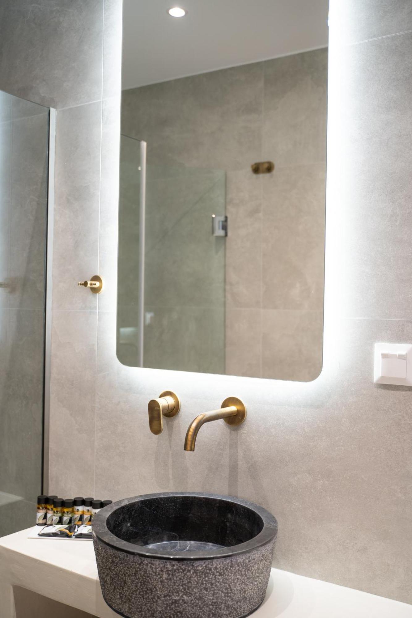 Olvio Suites Kardhamili Bagian luar foto