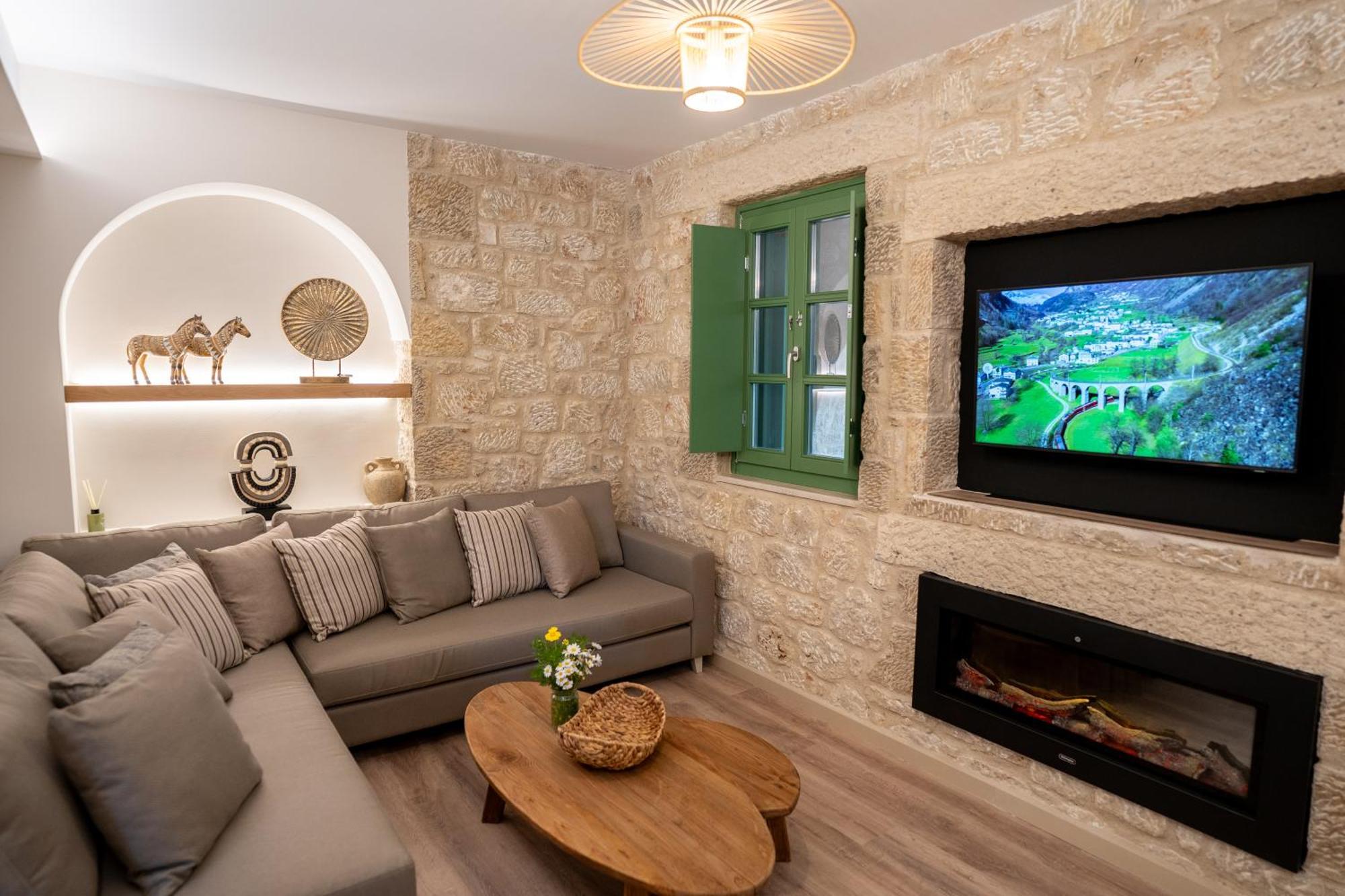 Olvio Suites Kardhamili Bagian luar foto